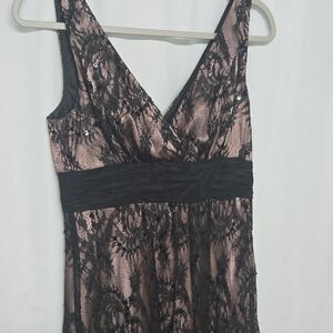 Jones New York Black and Cream Lace Chemise